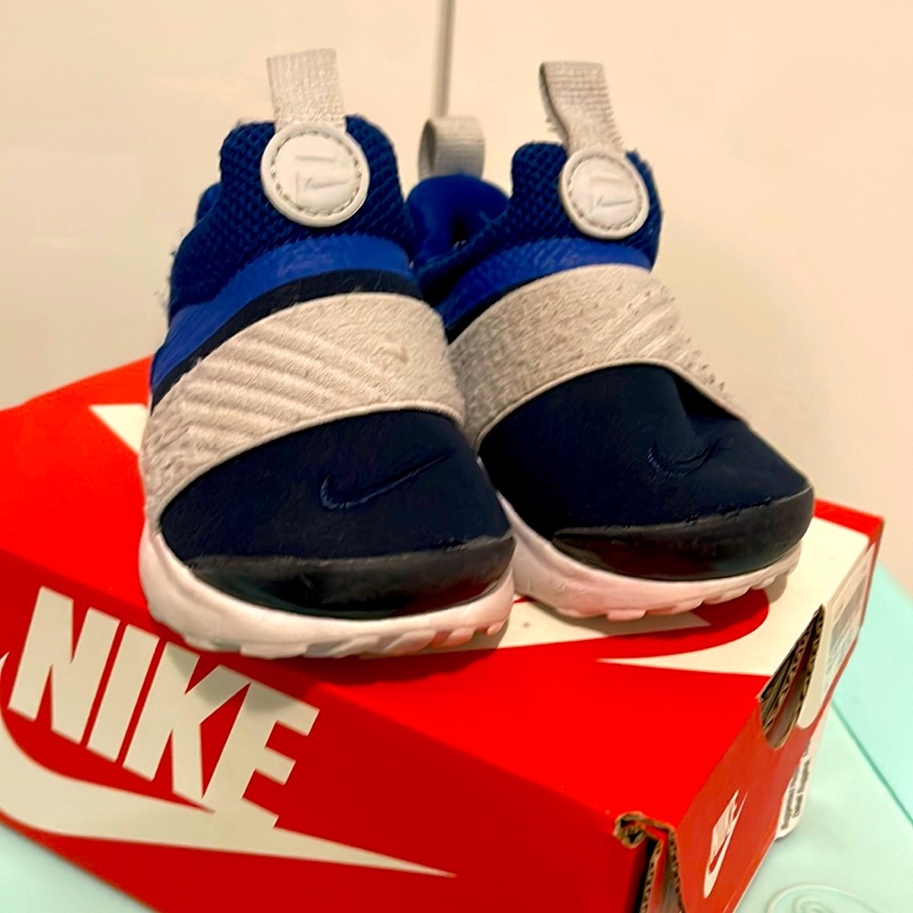 Nike size 5c